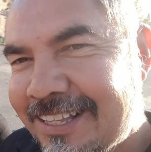 Meet your Posher, Manuel